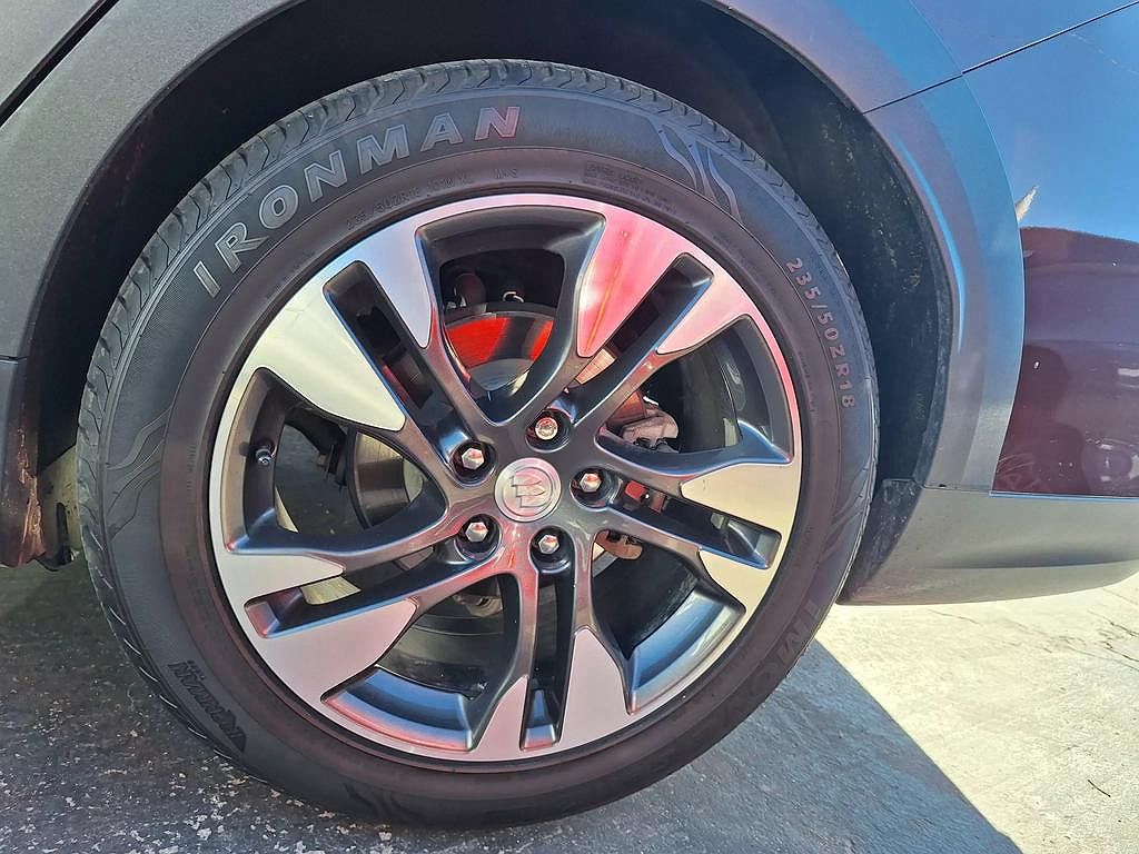 2018 Buick Regal Preferred image 9