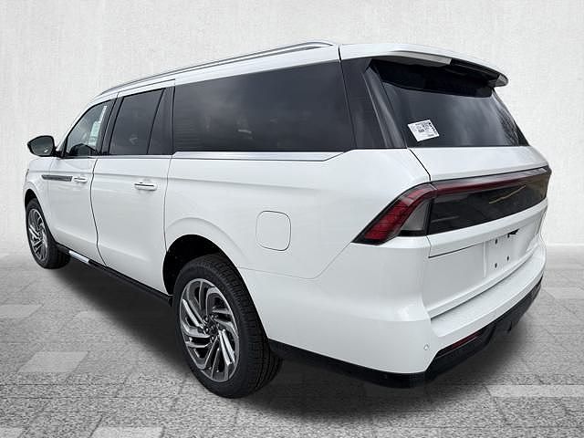 2026 Lincoln Navigator L