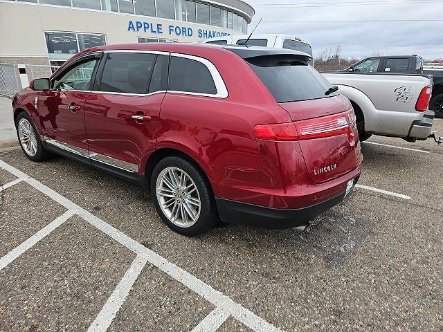 2014 Lincoln MKT null image 5