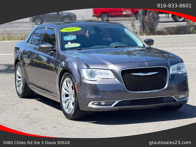 2017 Chrysler 300