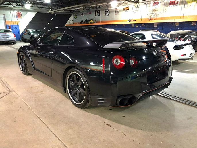 2014 Nissan GT-R