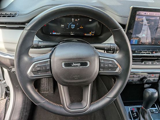 2022 Jeep Compass Limited photo 7