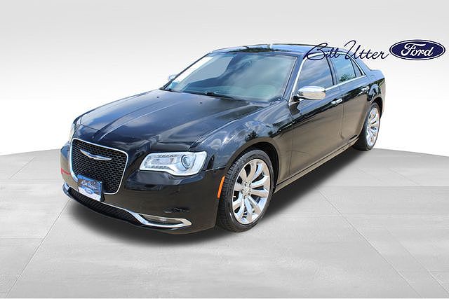 2019 Chrysler 300