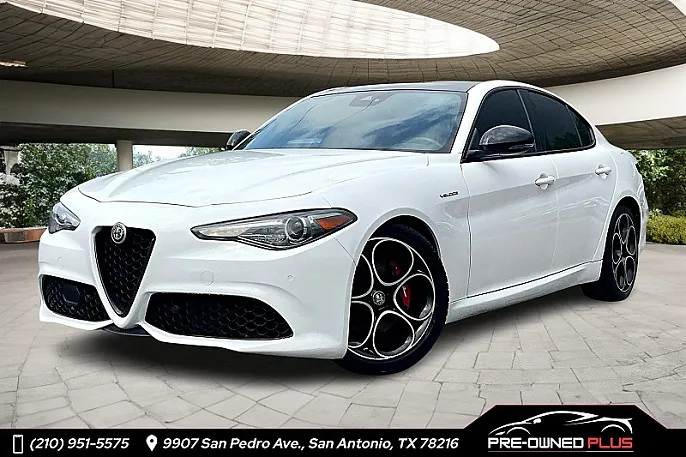 2022 Alfa Romeo Giulia