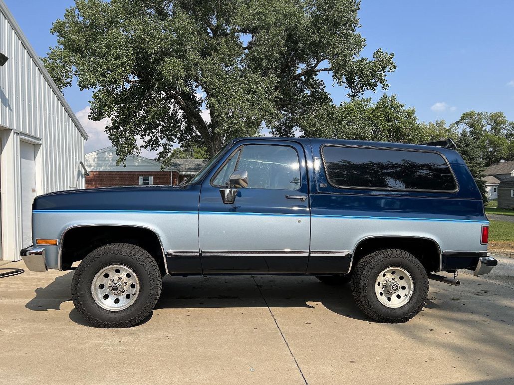 1989 GMC Jimmy null image 5