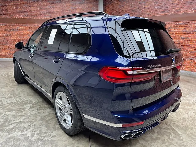 2022 BMW X7