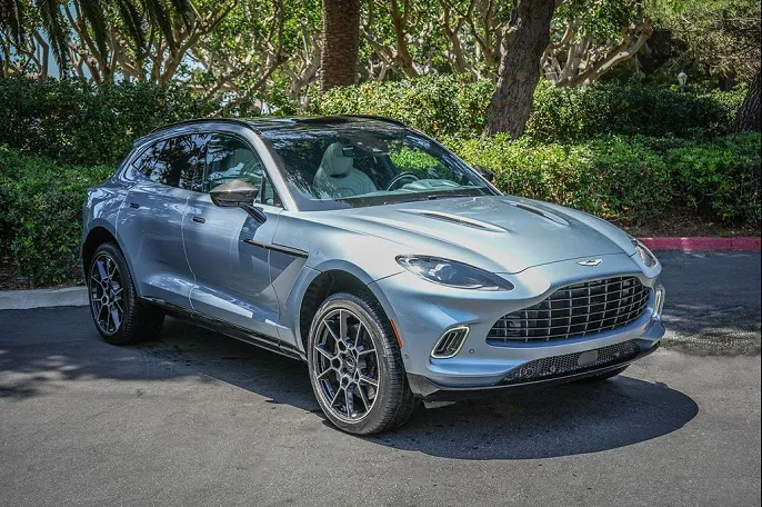2021 Aston Martin DBX