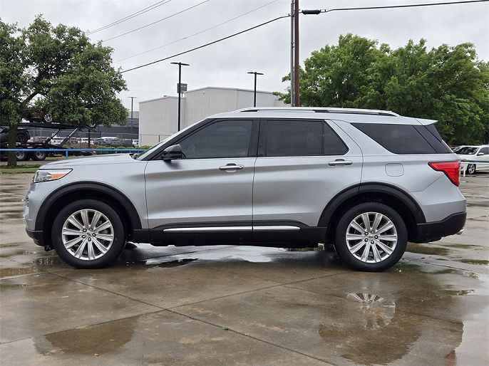 2020 Ford Explorer