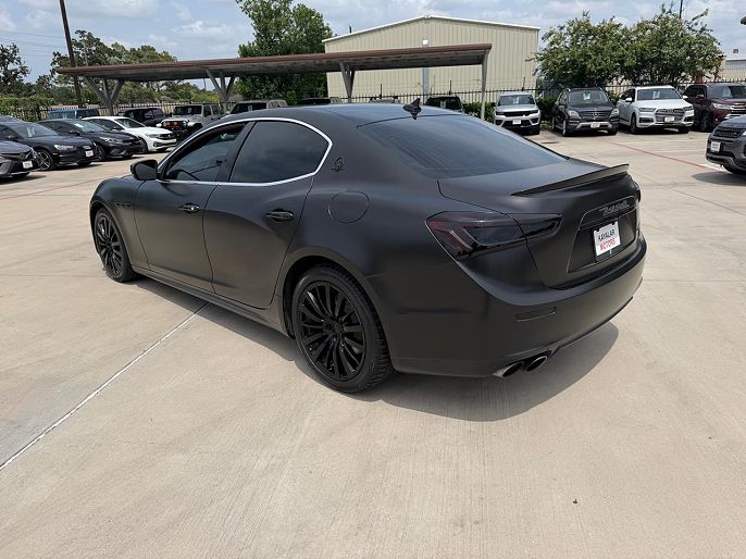 2017 Maserati Ghibli
