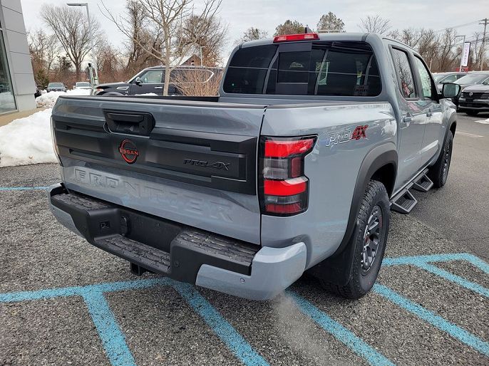 2025 Nissan Frontier