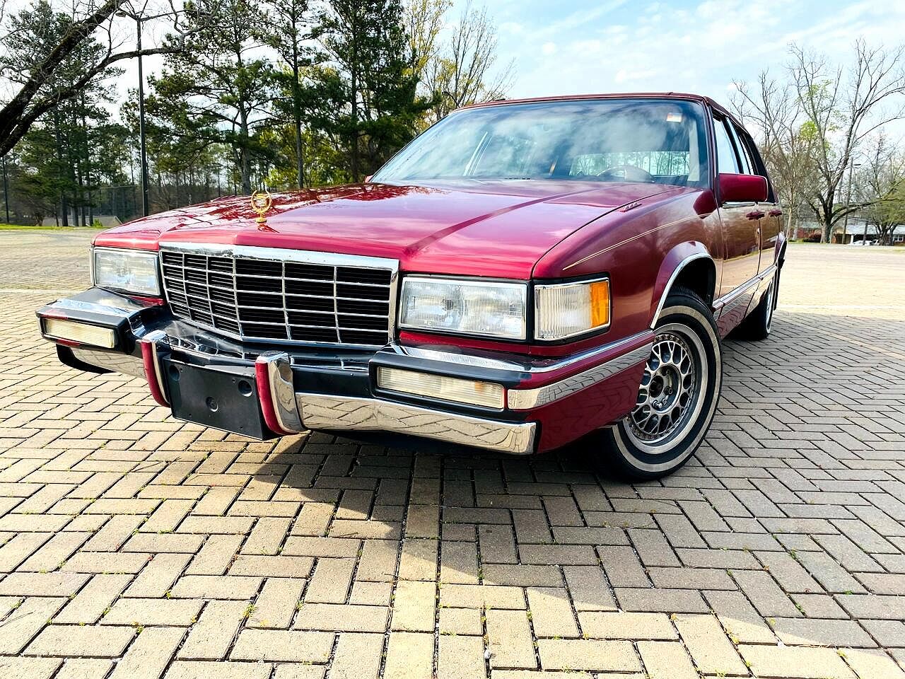 1993 Cadillac DeVille null image 0