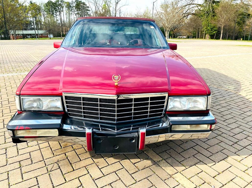 1993 Cadillac DeVille null image 2