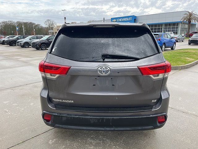 2018 Toyota Highlander SE image 4
