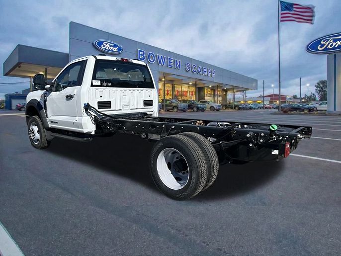 2025 Ford F-550