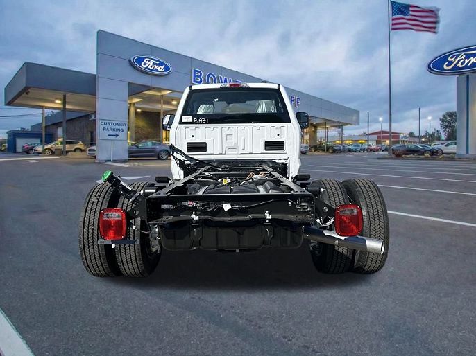 2025 Ford F-550