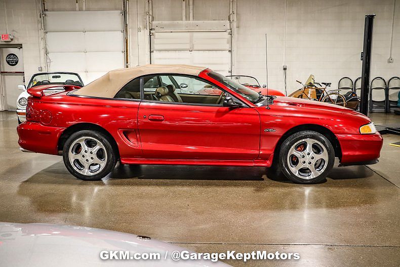1997 Ford Mustang GT image 12