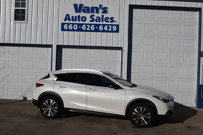 2017 Infiniti QX30