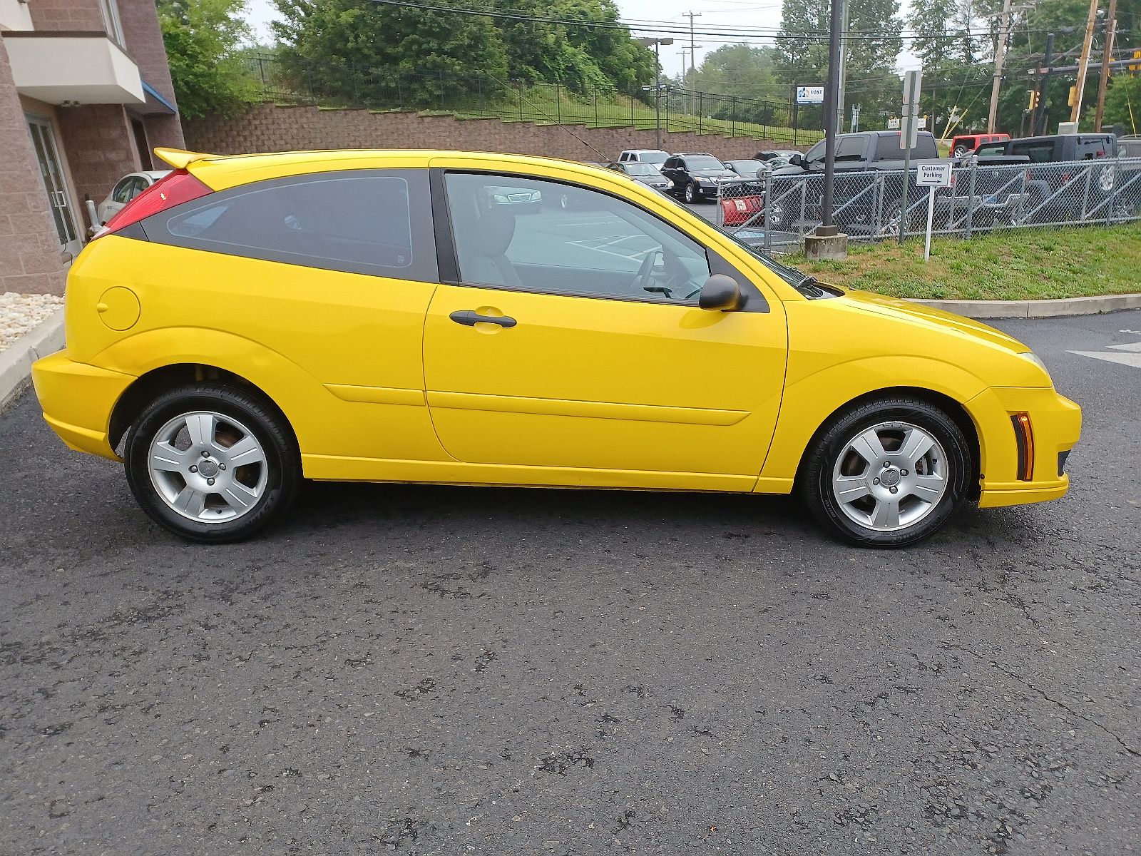 2006 Ford Focus S image 2