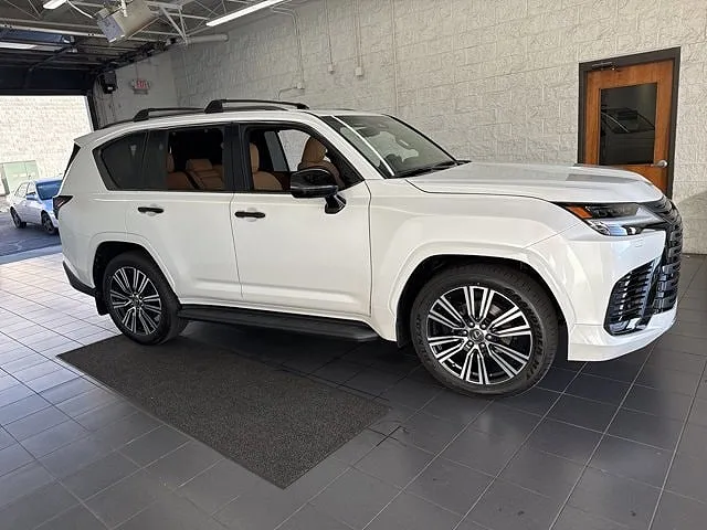 2025 Lexus LX