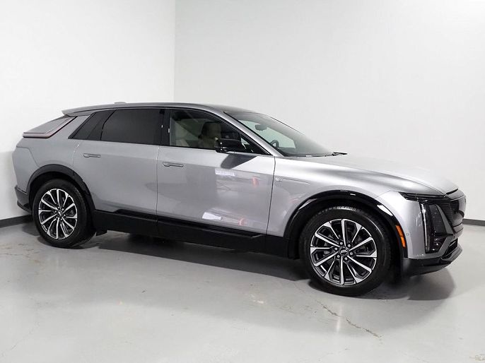 2024 Cadillac Lyriq