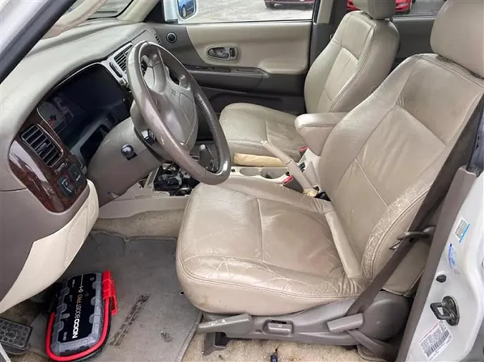 2002 Mitsubishi Montero Sport