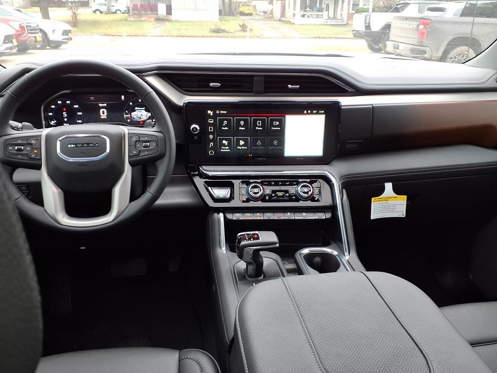 2025 GMC Sierra 1500