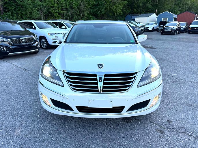 2013 Hyundai Equus