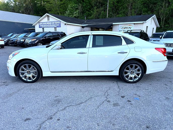 2013 Hyundai Equus