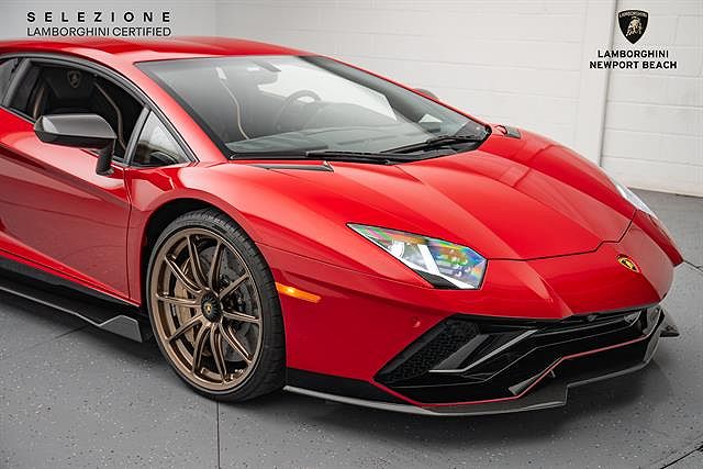 2022 Lamborghini Aventador
