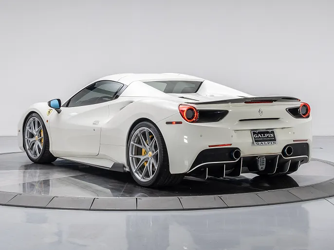 2019 Ferrari 488