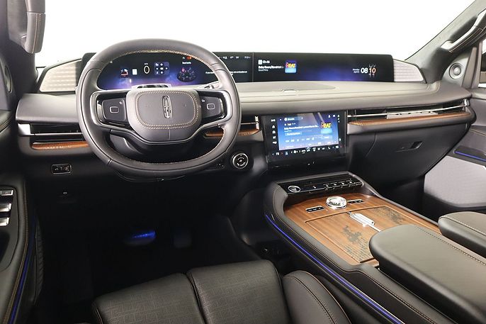2026 Lincoln Navigator L