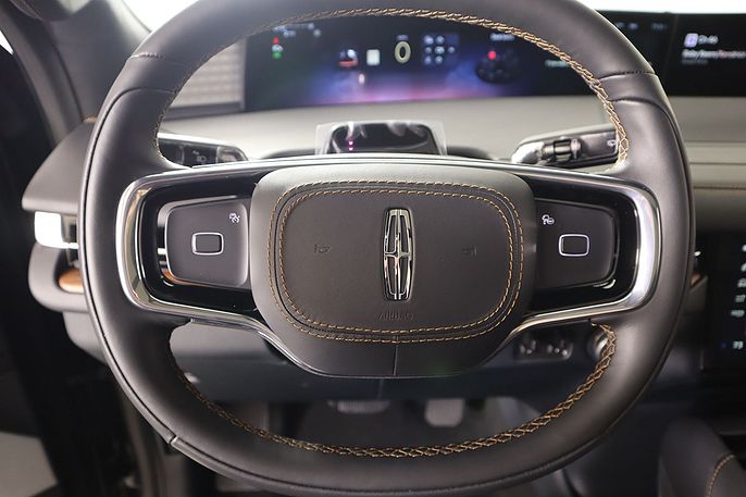 2026 Lincoln Navigator L
