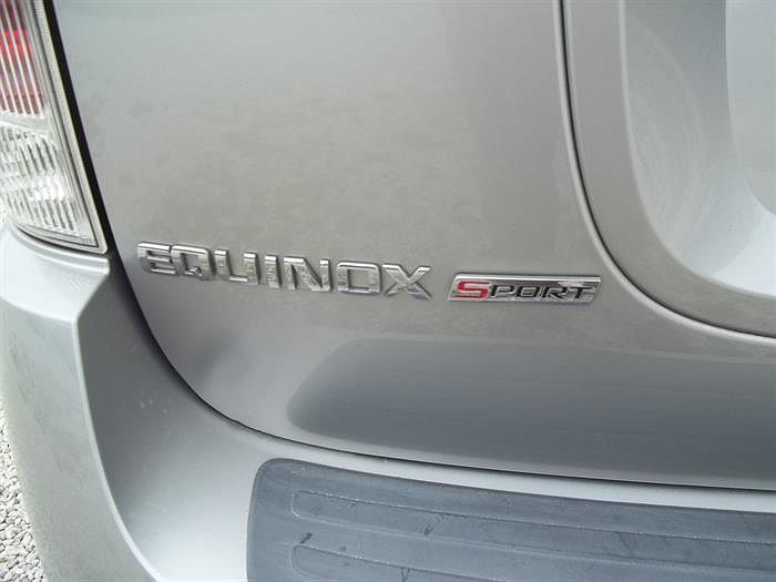 2008 Chevrolet Equinox Sport image 9