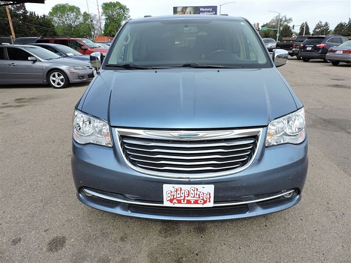 2011 Chrysler Town & Country