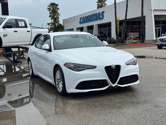 2022 Alfa Romeo Giulia