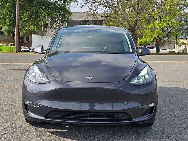 2025 Tesla Model Y