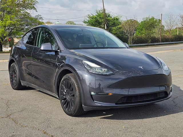 2025 Tesla Model Y