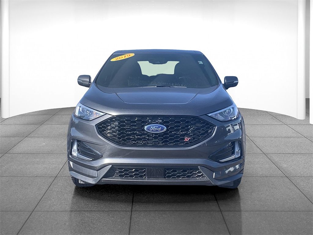 2019 Ford Edge ST image 1