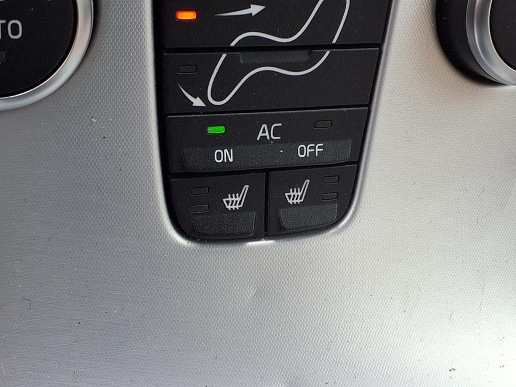 2012 Volvo C70