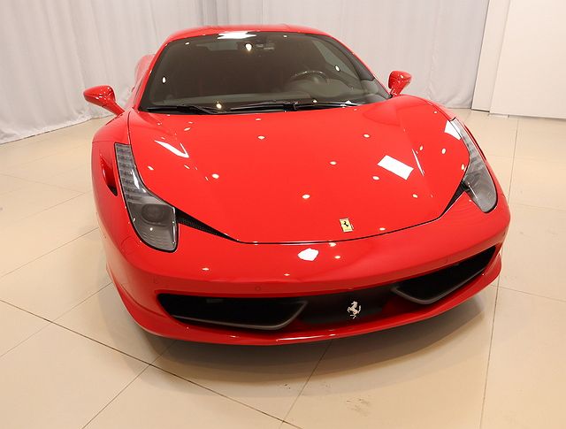 2015 Ferrari 458 Italia image 4