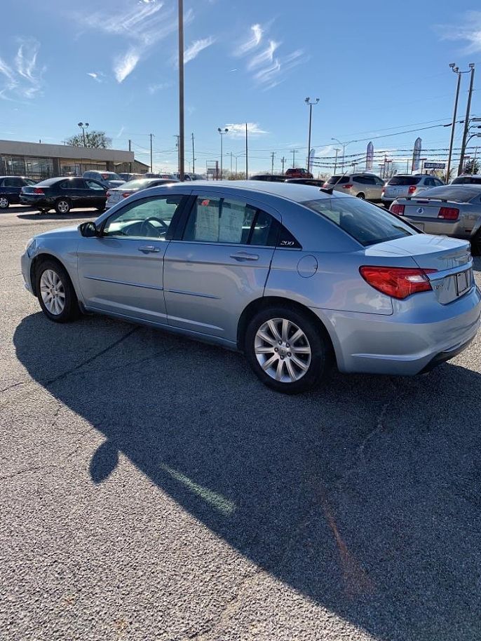 2012 Chrysler 200