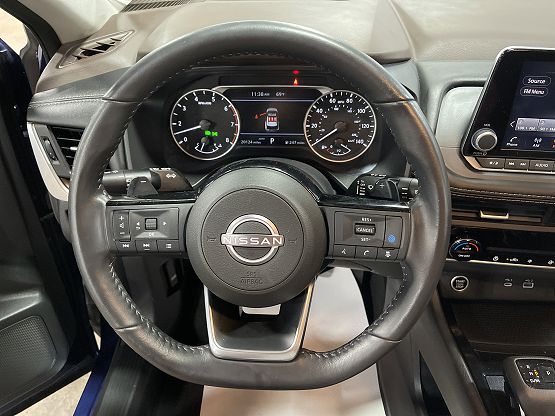 2023 Nissan Rogue SV photo 2
