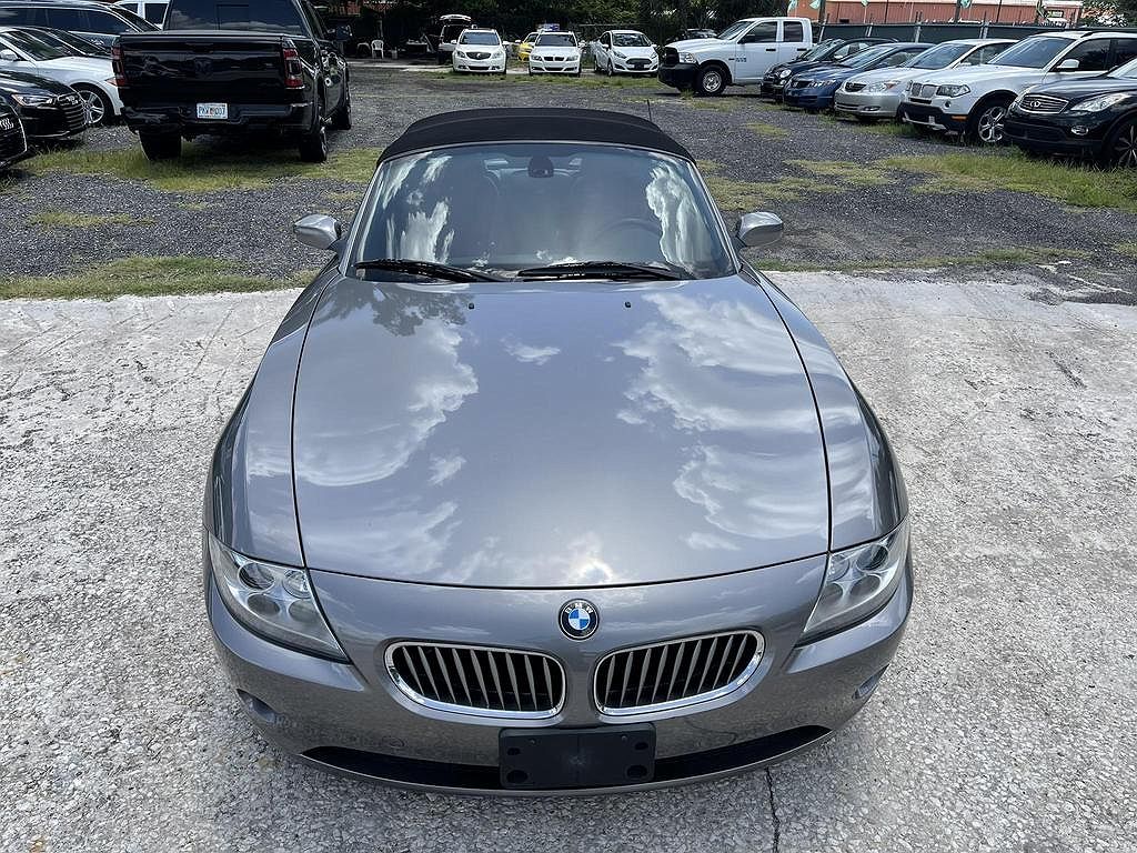 2005 BMW Z4 3.0i image 10