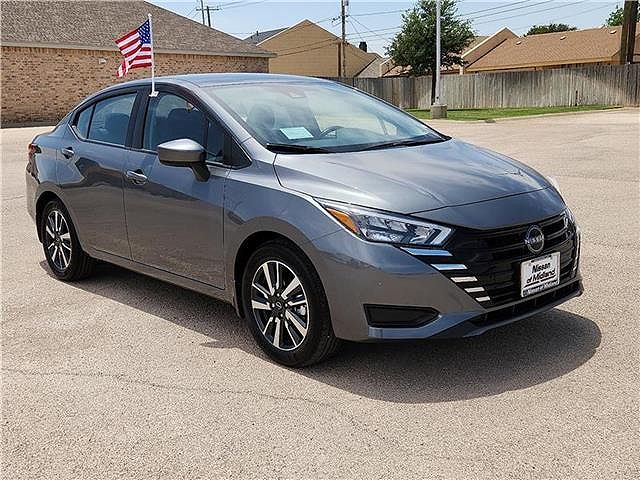 2025 Nissan Versa