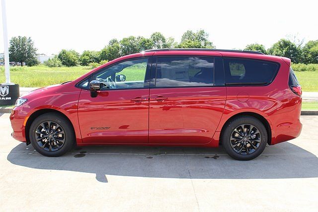 2025 Chrysler Pacifica