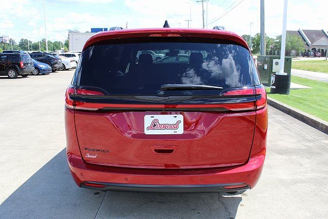 2025 Chrysler Pacifica