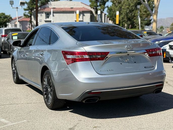 2016 Toyota Avalon