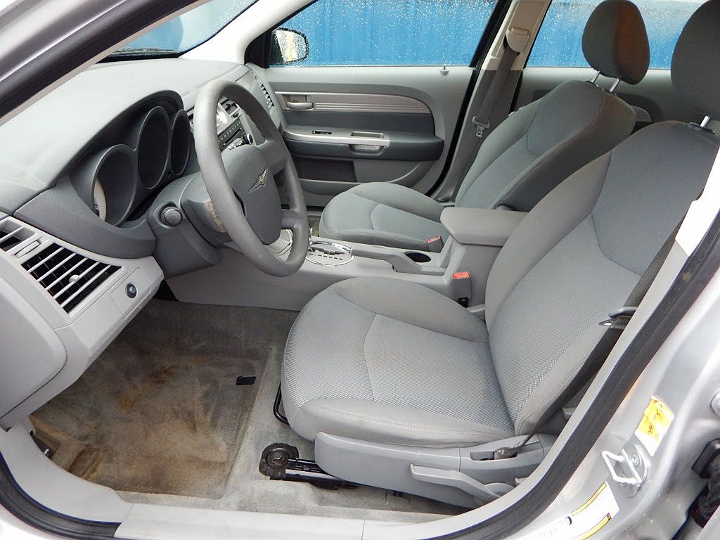 2008 Chrysler Sebring LX image 5