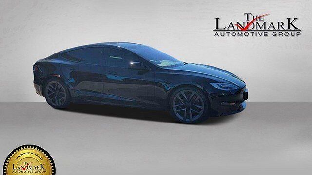 2022 Tesla Model S Plaid image 1