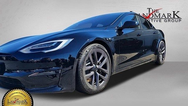 2022 Tesla Model S Plaid image 3